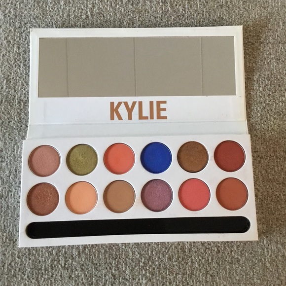 Kylie Cosmetics Other - KYLIE Cosmetics Eyeshadow Palette